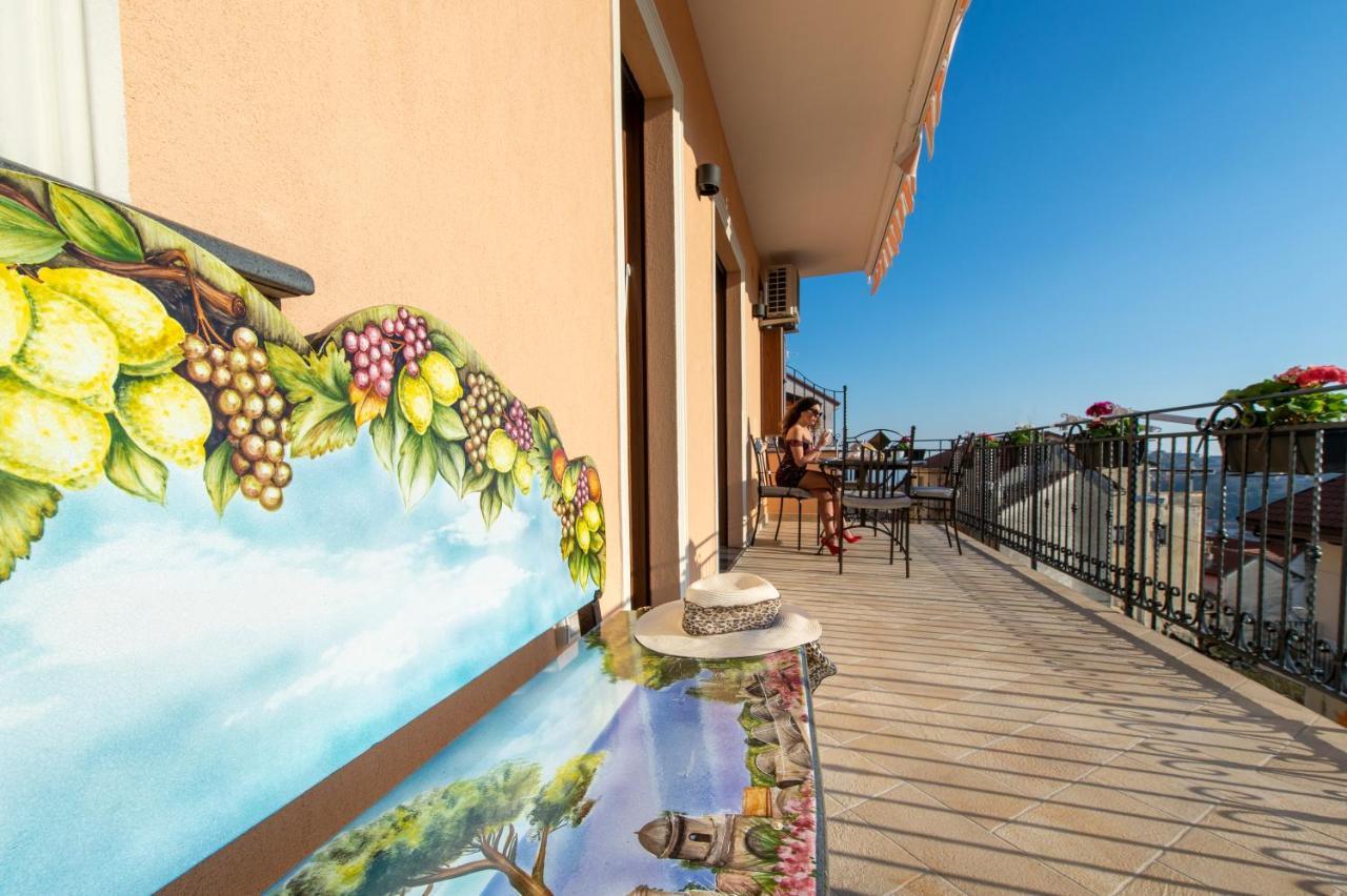 Donna Sofi Holiday House Agerola Exterior foto